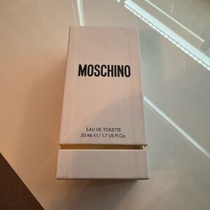 ✨ Moschino Perfume Box ✨